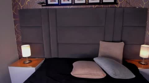 Ana  online show from January 25, 2025, 11:34 am