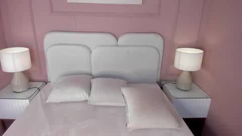 Ana  online show from February 2, 2025, 6:20 pm