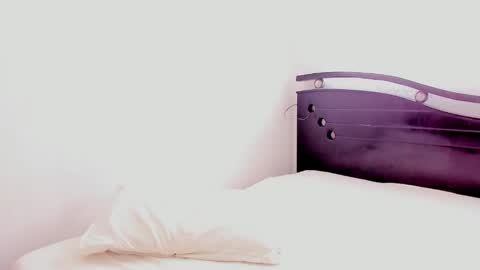 Snapshot of ana_castilo chatting on February 14, 2025, 2:02 pm Ana  IG an castillo 1 online show from February 14, 2025, 2:02 pm