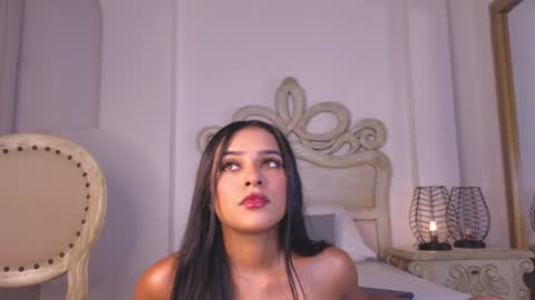 Snapshot of ana_maria11 chatting on February 5, 2025, 3:13 am Ana online show from February 5, 2025, 3:13 am