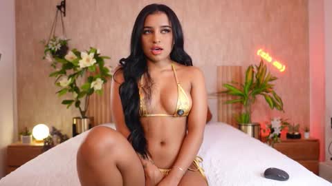 Snapshot of ana_maria11 chatting on September 14, 2025, 5:39 am Ana online show from September 14, 2025, 5:39 am