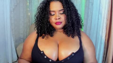 Ana online show from October 31, 2025, 9:38 pm