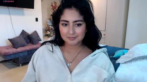 Ana Ricciardi online show from December 16, 2025, 4:56 pm