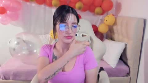 Im anna but you can call me as you want online show from March 9, 2025, 12:10 am