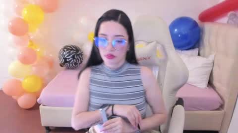 Snapshot of ana_ruuh chatting on June 1, 2026, 10:22 pm Im anna but you can call me as you want online show from June 1, 2026, 10:22 pm