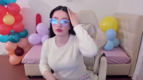 Snapshot of ana_ruuh chatting on June 17, 2026, 5:47 pm Im anna but you can call me as you want online show from June 17, 2026, 5:47 pm