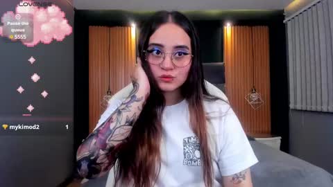 Ana online show from February 5, 2025, 8:35 pm