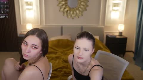 Snapshot of anabel2054 chatting on February 27, 2025, 2:43 pm Sweet girls online show from February 27, 2025, 2:43 pm