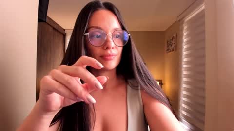 Anabel online show from March 11, 2025, 5:13 pm