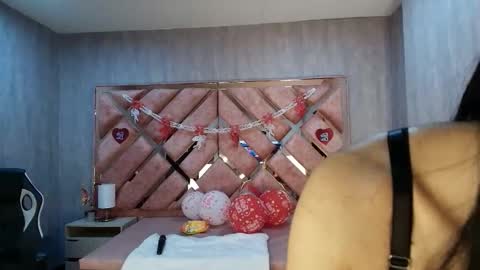 HI I AM ANABELL online show from September 15, 2025, 11:54 am