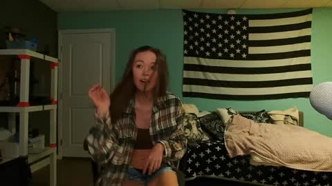 Anabelleleigh online show from November 6, 2025, 2:56 am