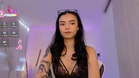 ANABEL WOLF  online show from October 20, 2025, 2:17 pm