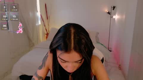 ANABEL WOLF  online show from January 13, 2026, 3:17 pm