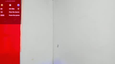 Snapshot of anahi_cruz77 chatting on February 4, 2025, 2:43 pm Ana  online show from February 4, 2025, 2:43 pm