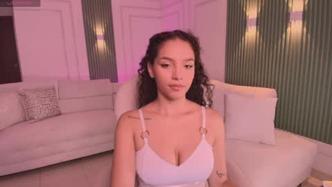 Snapshot of anahi_curlie1 chatting on March 29, 2026, 11:32 am Anahi Curlie online show from March 29, 2026, 11:32 am