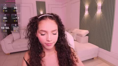 Snapshot of anahi_curlie1 chatting on April 8, 2026, 3:06 am Anahi Curlie online show from April 8, 2026, 3:06 am