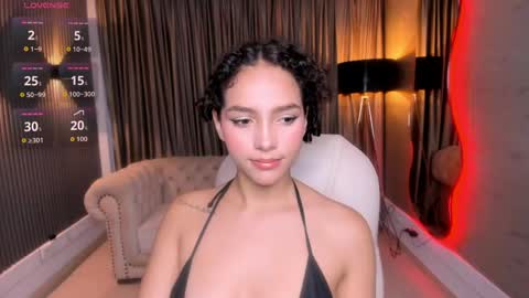 Snapshot of anahi_curlie1 chatting on April 30, 2026, 10:54 am Anahi Curlie online show from April 30, 2026, 10:54 am