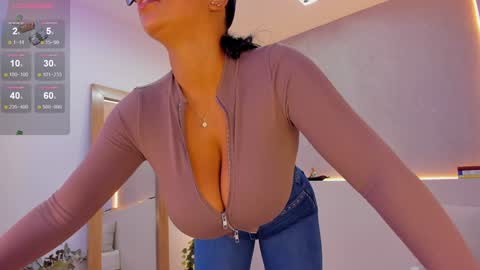 Ana online show from February 8, 2025, 1:11 pm