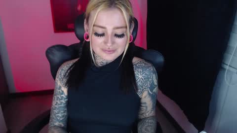  Callme Mistress Ani  online show from January 31, 2025, 12:06 am