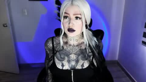  Callme Mistress Ani  online show from June 10, 2026, 4:50 pm