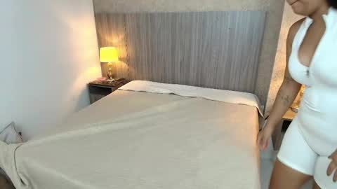 Anais online show from May 26, 2026, 11:28 am