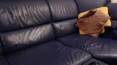 analbottom2 online show from April 19, 2026, 8:44 pm