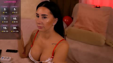 Snapshot of anarhodes chatting on February 14, 2025, 4:26 am Anna online show from February 14, 2025, 4:26 am