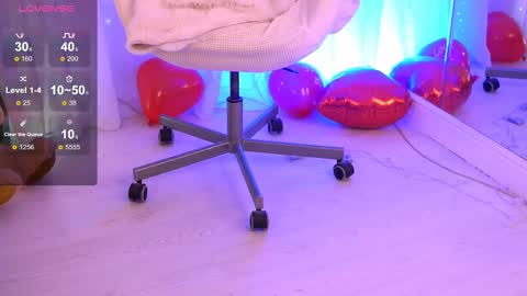 Snapshot of anarhodes chatting on March 6, 2025, 7:25 am Anna online show from March 6, 2025, 7:25 am