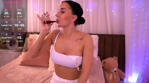 Snapshot of anarhodes chatting on March 7, 2025, 5:40 am Anna online show from March 7, 2025, 5:40 am