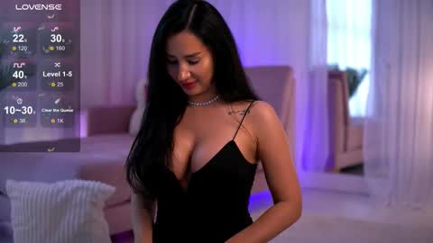 Anna online show from November 14, 2025, 9:46 pm