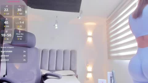 Snapshot of anaruiz1_ chatting on March 4, 2025, 3:26 pm ana online show from March 4, 2025, 3:26 pm