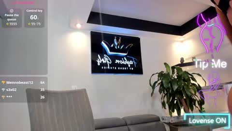 Snapshot of anaruiz1_ chatting on September 18, 2025, 1:18 am ana online show from September 18, 2025, 1:18 am