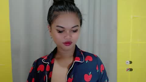 Snapshot of anaruru_ chatting on January 12, 2025, 12:23 pm ANA online show from January 12, 2025, 12:23 pm