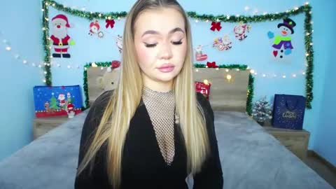 Snapshot of anastacyyellig chatting on December 27, 2024, 6:03 am anastacyyellig online show from December 27, 2024, 6:03 am