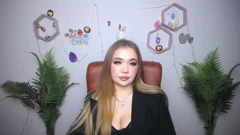 Snapshot of anastacyyellig chatting on April 6, 2026, 9:27 pm anastacyyellig online show from April 6, 2026, 9:27 pm