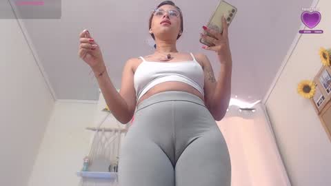 Snapshot of anastasia_gray12 chatting on December 7, 2024, 12:13 pm anastasia online show from December 7, 2024, 12:13 pm