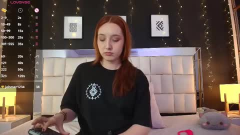 Snapshot of anastasia_windel chatting on September 23, 2025, 8:34 pm Anastasia online show from September 23, 2025, 8:34 pm