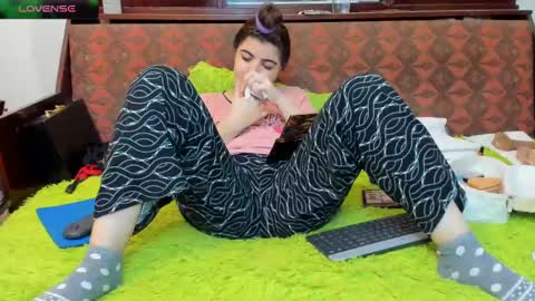 Ana   online show from December 18, 2024, 12:51 pm