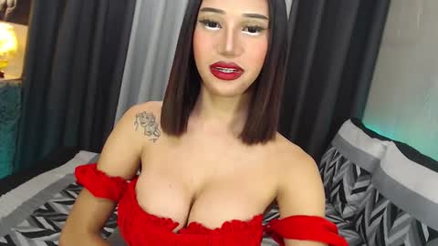 anawalters online show from February 22, 2025, 11:13 am