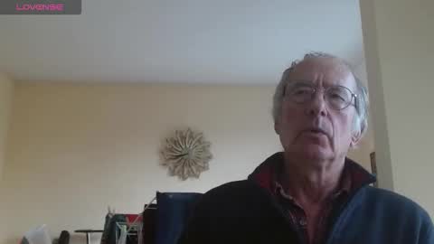 mario online show from November 1, 2025, 1:46 pm