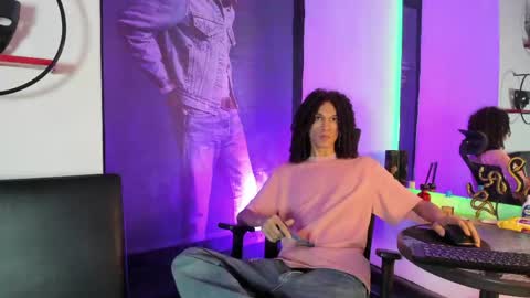 anddy_hugecock online show from May 27, 2026, 12:35 pm