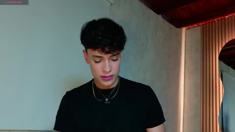 Snapshot of ander_ashford77 chatting on June 9, 2026, 12:39 pm Ander online show from June 9, 2026, 12:39 pm