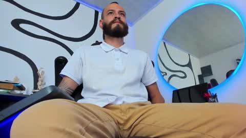 Andrs   -                   online show from October 5, 2025, 12:09 am