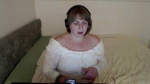 Snapshot of andorphina chatting on March 28, 2026, 9:03 pm Andorphin online show from March 28, 2026, 9:03 pm