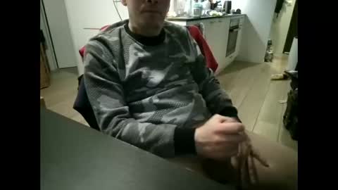 Snapshot of andre7760 chatting on October 10, 2025, 8:08 pm my skyp       ericson1976 online show from October 10, 2025, 8:08 pm