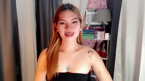 andrea06121998 online show from March 18, 2026, 4:10 pm