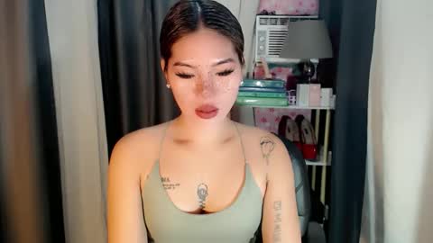 andrea06121998 online show from June 8, 2026, 4:40 pm
