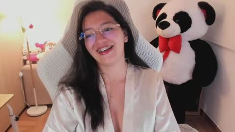 Snapshot of andrea_bonnie chatting on March 21, 2026, 12:15 am andrea_bonnie online show from March 21, 2026, 12:15 am