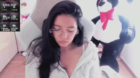 Snapshot of andrea_bonnie chatting on April 30, 2026, 7:09 pm andrea_bonnie online show from April 30, 2026, 7:09 pm