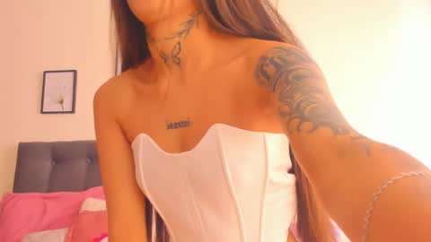 Andrea  online show from January 18, 2025, 1:29 pm